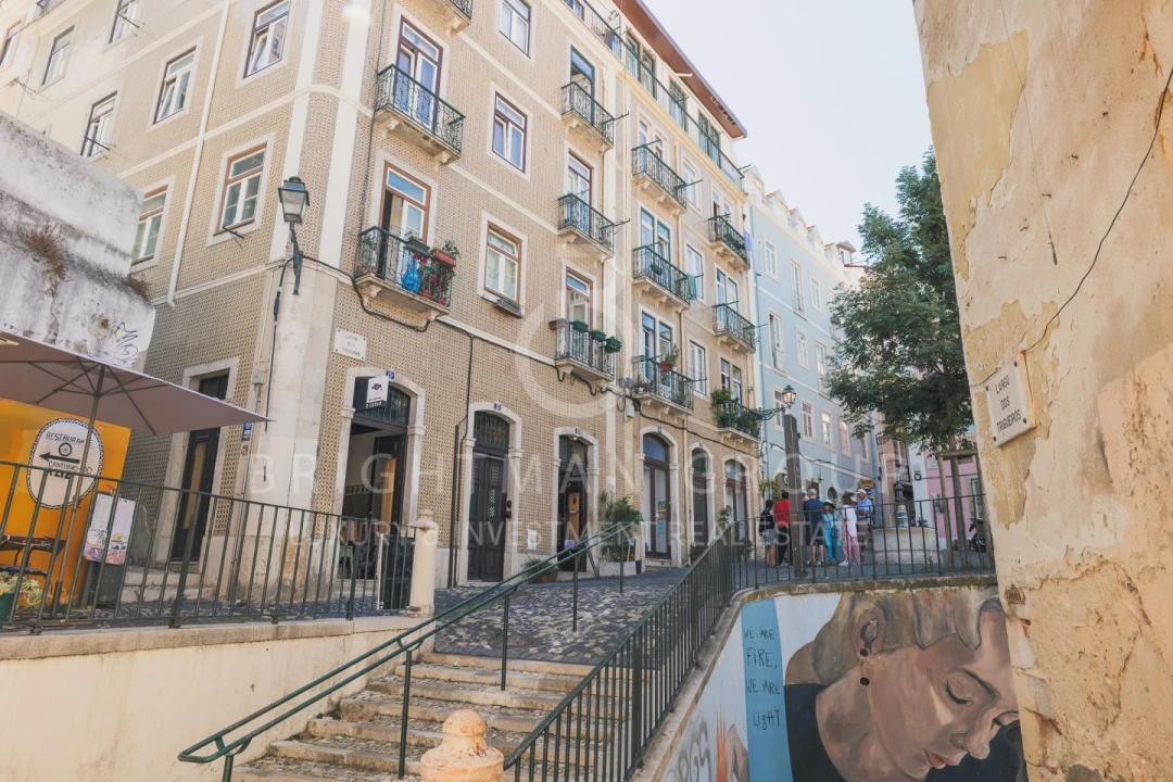Loja para Arrendamento em Santa Maria Maior Foto 5