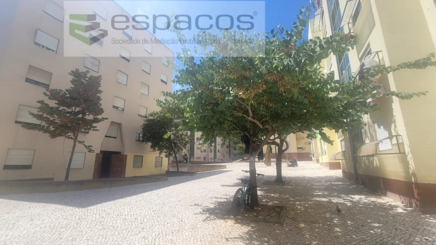 Apartamento T2 para Venda em Marvila