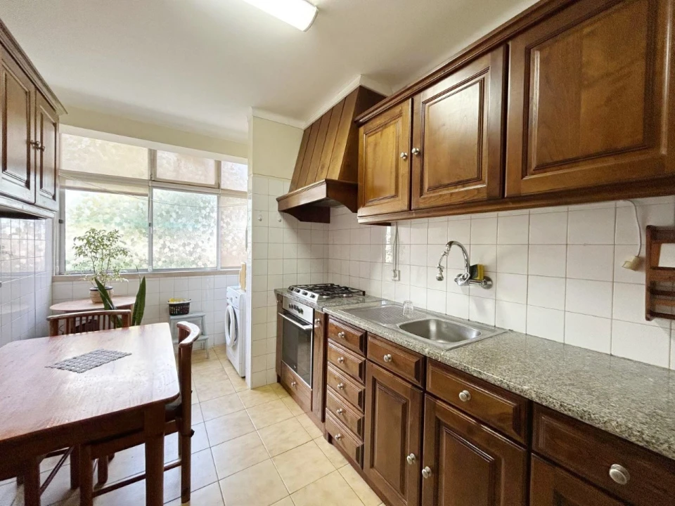 Apartamento T3 para Venda em Esgueira Foto 2