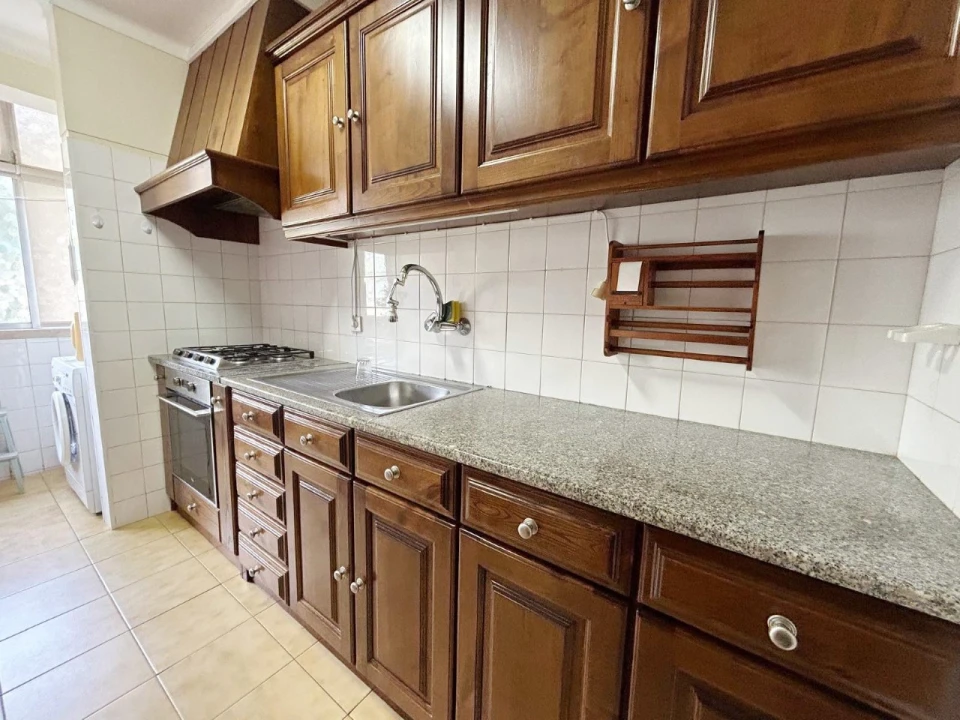 Apartamento T3 para Venda em Esgueira Foto 4