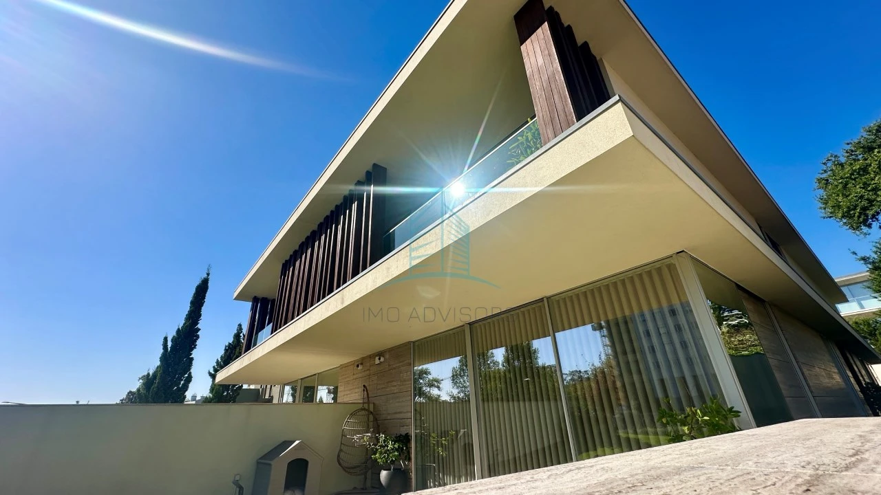 Moradia T3 para Venda em Aldoar, Foz do Douro e Nevogilde Foto 1