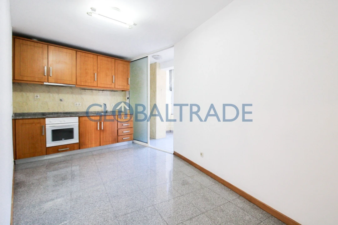 Apartamento T3 para Venda em Fânzeres e São Pedro da Cova Foto 9