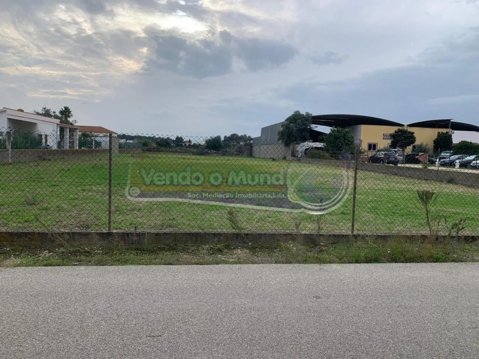 Terreno para Venda em Salvaterra de Magos e Foros de Salvaterra Foto 2