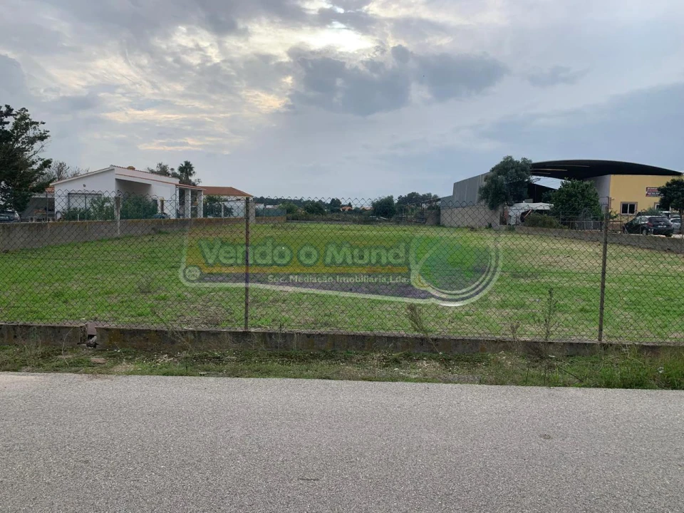 Terreno para Venda em Salvaterra de Magos e Foros de Salvaterra Foto 1