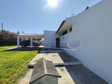Moradia T4 para Venda em Salvaterra de Magos e Foros de Salvaterra