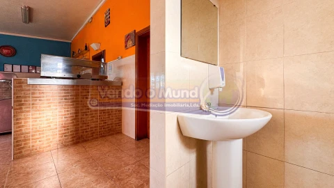 Negócio para Venda em Samora Correia