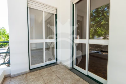 Apartamento T3 para Venda em Nossa Senhora da Vila, Nossa Senhora do Bispo e Silveiras