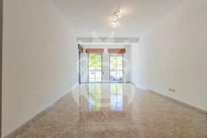 Apartamento T3 para Venda em Nossa Senhora da Vila, Nossa Senhora do Bispo e Silveiras