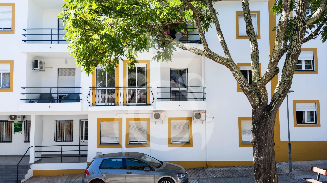 Apartamento T3 para Venda em Nossa Senhora da Vila, Nossa Senhora do Bispo e Silveiras Foto 1