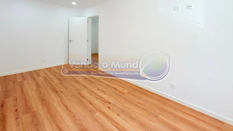 Apartamento T2 para Venda em Alverca do Ribatejo e Sobralinho