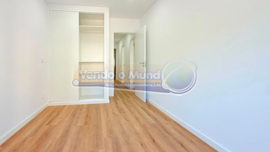 Apartamento T2 para Venda em Alverca do Ribatejo e Sobralinho Foto 16