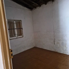 Quinta T2 para Venda em Urra