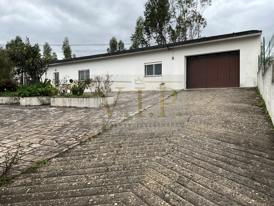 Moradia T3 para Venda em Fatima Foto 12