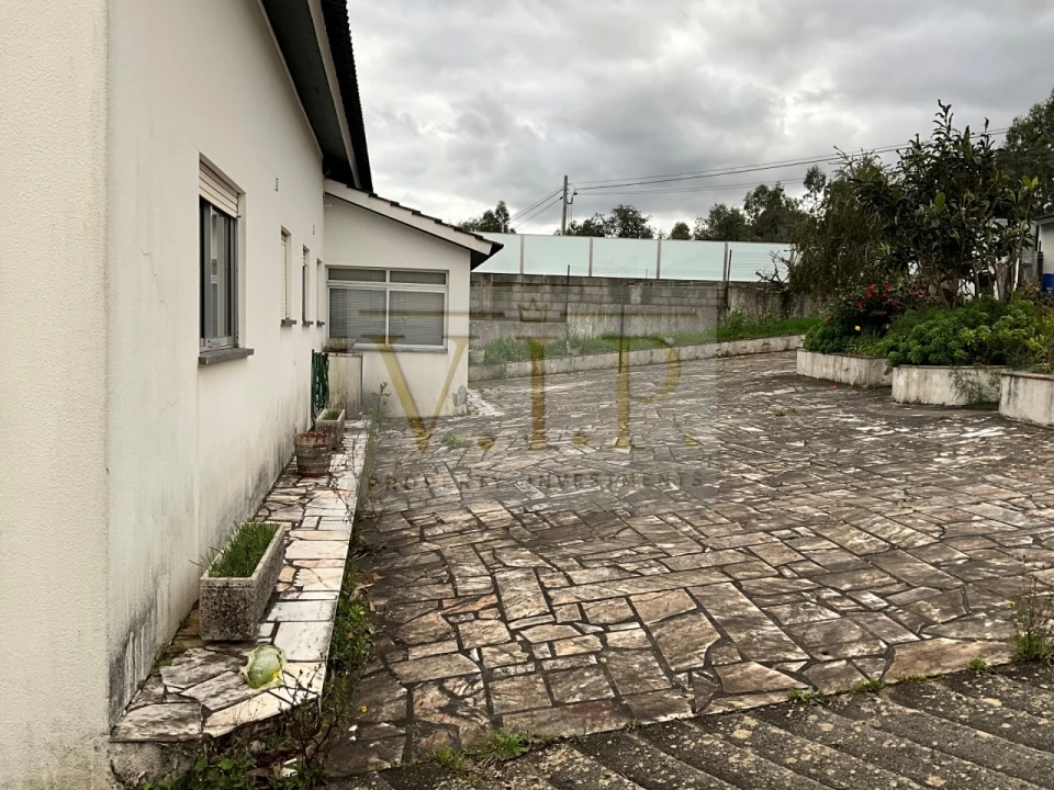 Moradia T3 para Venda em Fatima Foto 14