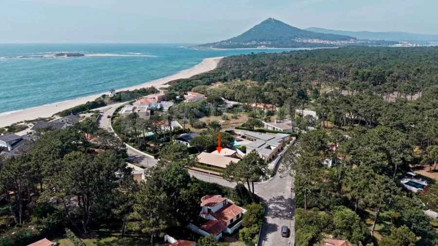 Moradia T3 para Venda em Moledo e Cristelo