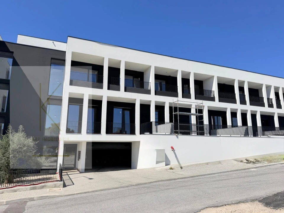 Apartamento T1 para Venda em Arcozelo Foto 27