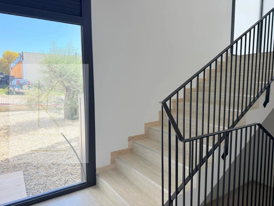 Apartamento T1 para Venda em Arcozelo Foto 32