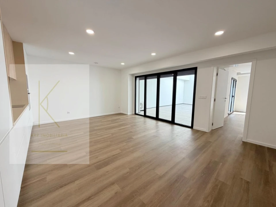 Apartamento T1 para Venda em Arcozelo Foto 2