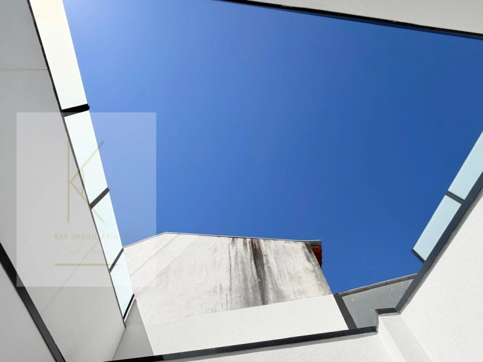 Apartamento T1 para Venda em Arcozelo Foto 10