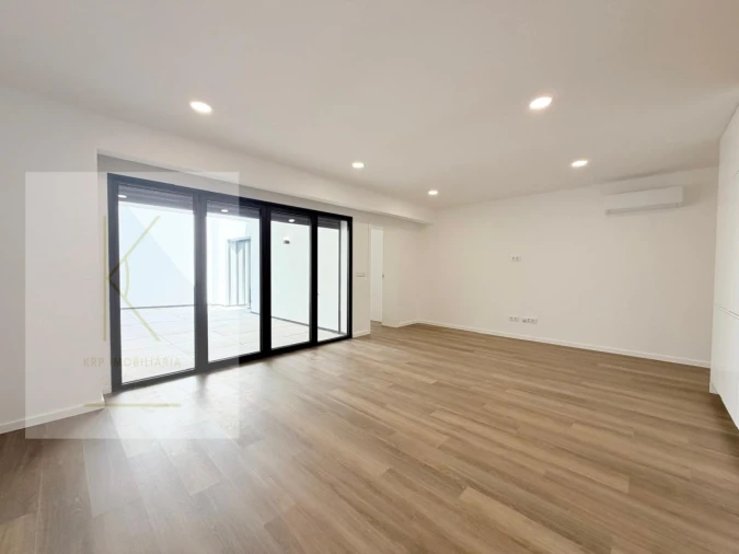 Apartamento T1 para Venda em Arcozelo Foto 8