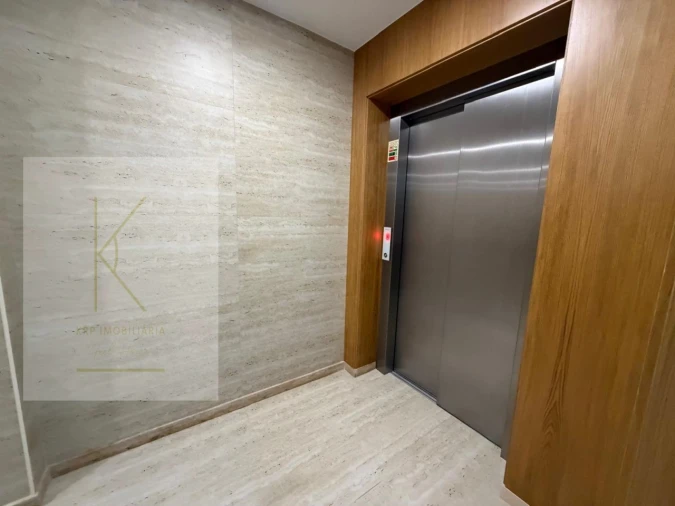 Apartamento T1 para Venda em Arcozelo Foto 30