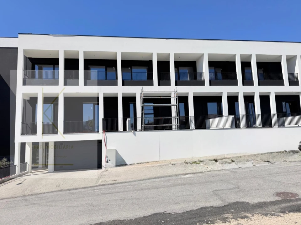 Apartamento T1 para Venda em Arcozelo Foto 15