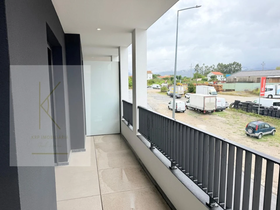 Apartamento T1 para Venda em Arcozelo Foto 6