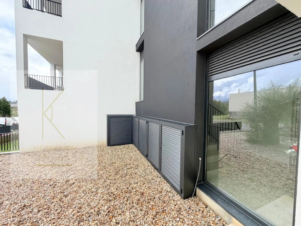 Apartamento T1 para Venda em Arcozelo Foto 22