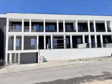 Apartamento T1 para Venda em Arcozelo