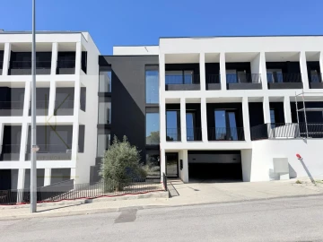 Apartamento T1 para Venda em Arcozelo