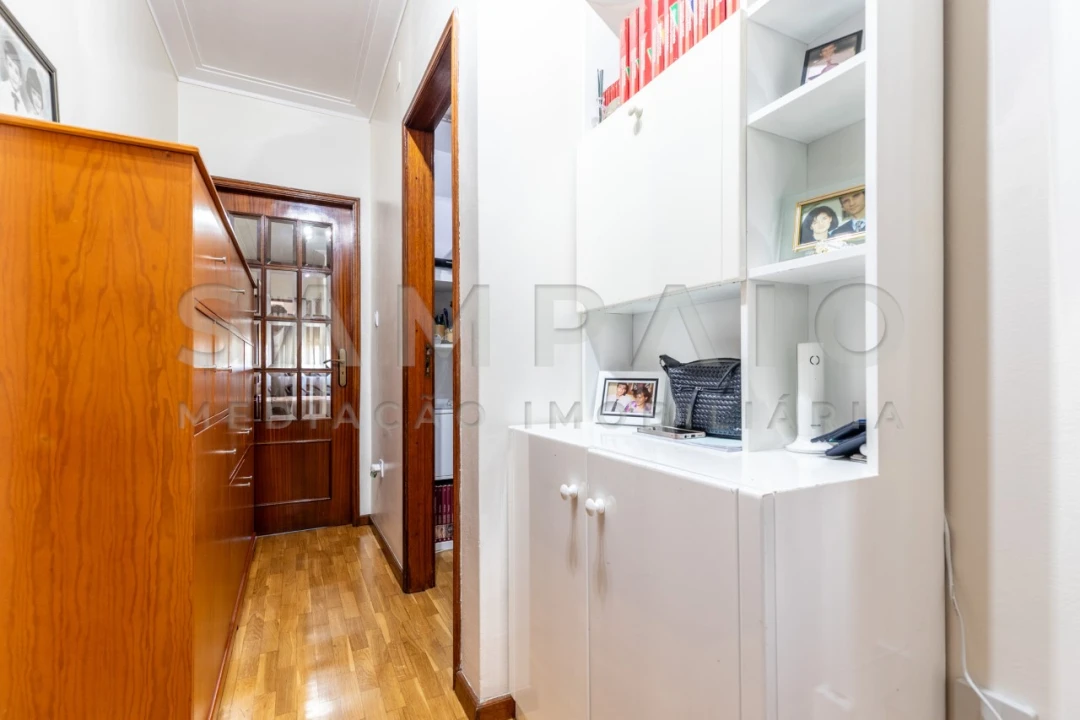 Apartamento T2 para Venda em Bonfim Foto 10