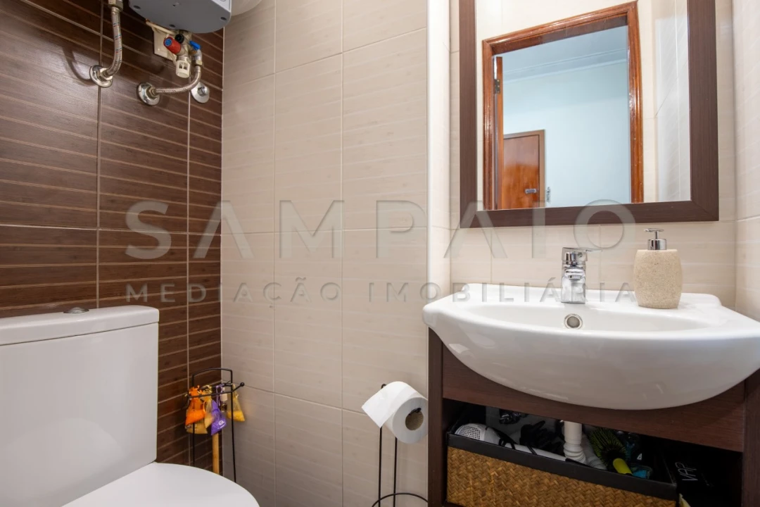 Apartamento T2 para Venda em Bonfim Foto 12