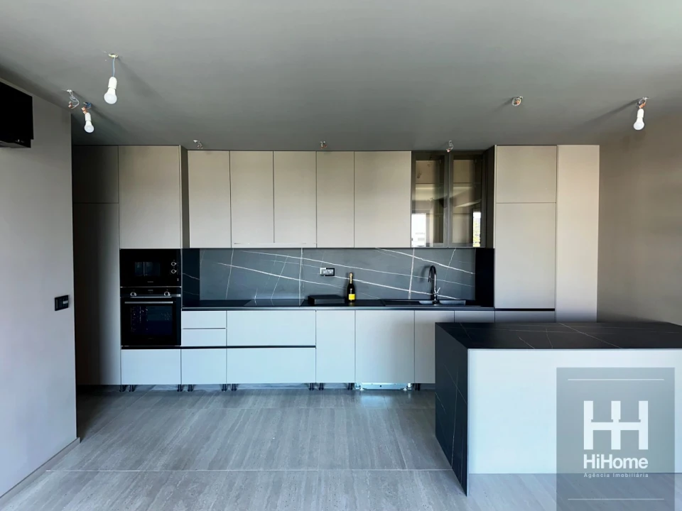 Apartamento T1 para Venda em São Martinho Foto 7