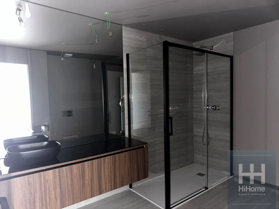 Apartamento T1 para Venda em São Martinho Foto 19