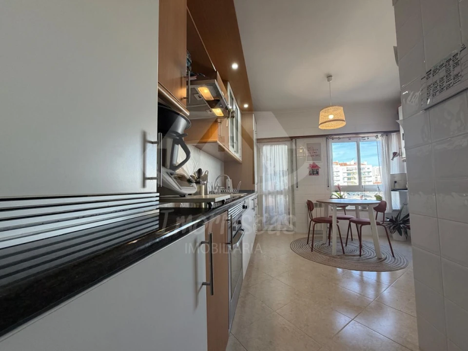 Apartamento T2 para Venda em Póvoa de Santa Iria e Forte da Casa Foto 7