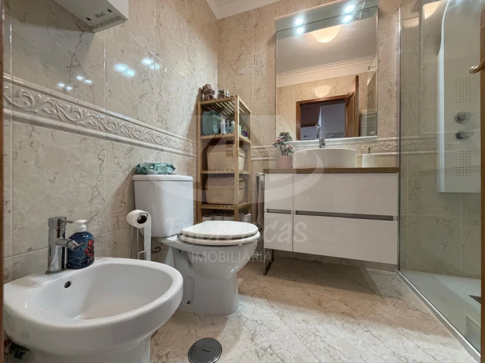 Apartamento T2 para Venda em Póvoa de Santa Iria e Forte da Casa Foto 15