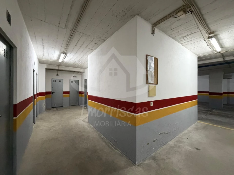 Apartamento T2 para Venda em Póvoa de Santa Iria e Forte da Casa Foto 22