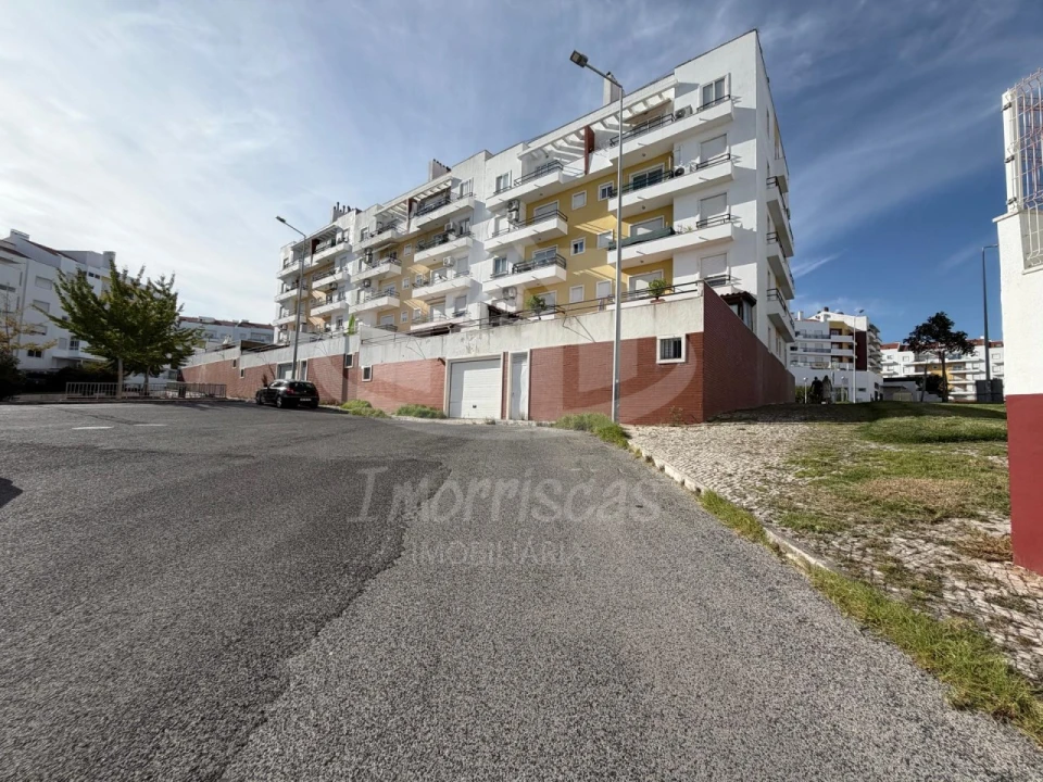 Apartamento T2 para Venda em Póvoa de Santa Iria e Forte da Casa Foto 29