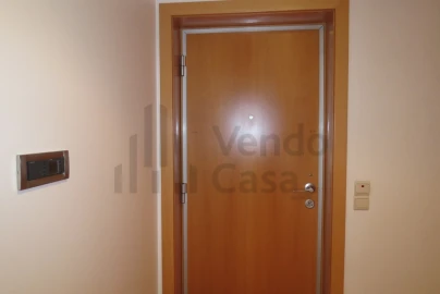 Apartamento T3 para Arrendamento em Nogueira, Fraião e Lamaçães