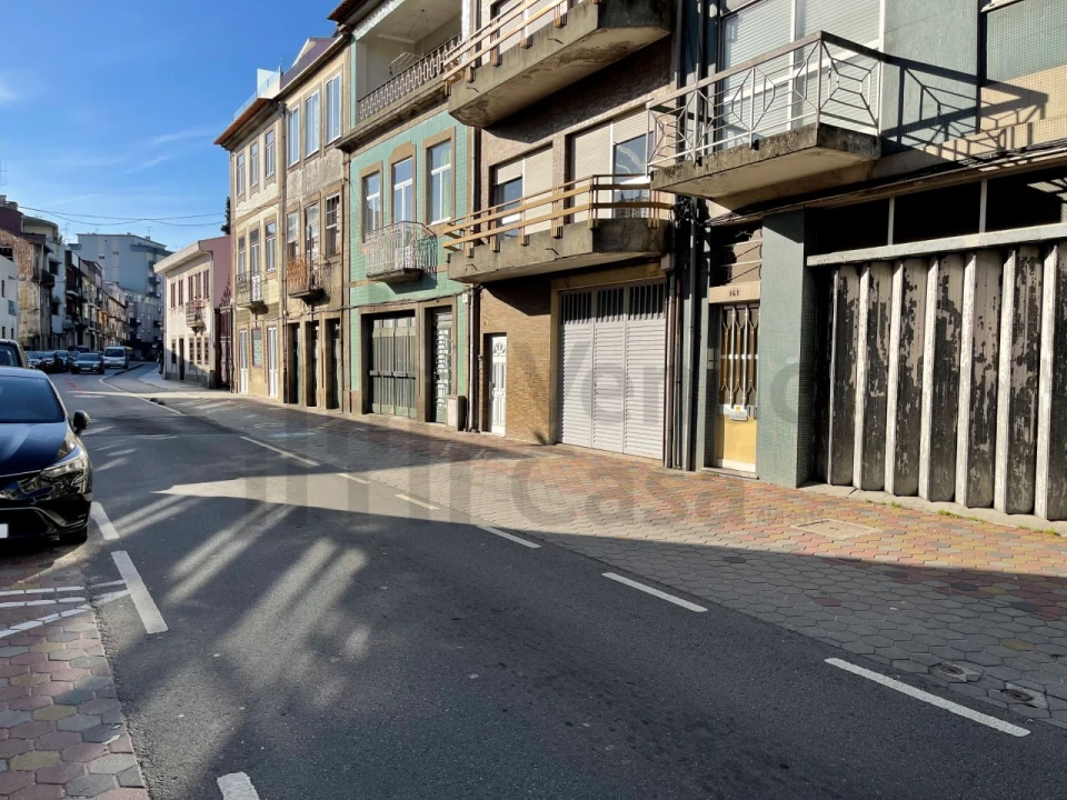 Armazém para Arrendamento em São Vitor (Braga) Foto 1
