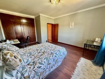 Moradia T4 para Venda em Arrouquelas