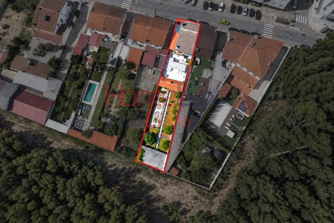 Moradia T4 para Venda em Fânzeres e São Pedro da Cova Foto 47