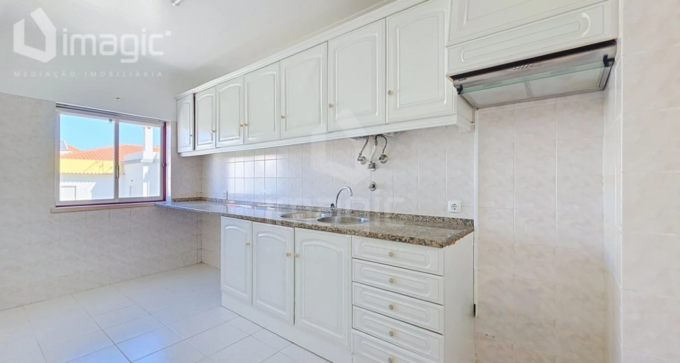 Apartamento T2 para Venda em Mafra Foto 1