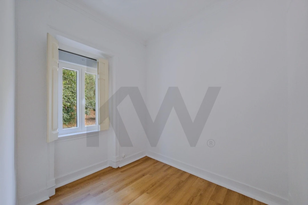 Apartamento T3 para Arrendamento em Areeiro Foto 8