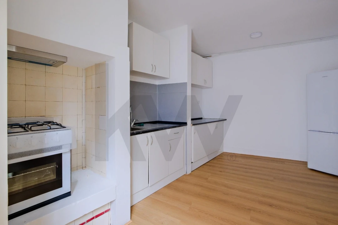 Apartamento T3 para Arrendamento em Areeiro Foto 4