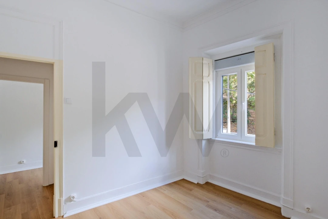 Apartamento T3 para Arrendamento em Areeiro Foto 9