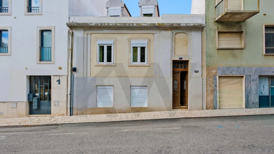 Apartamento T3 para Arrendamento em Areeiro