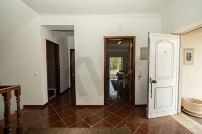 Moradia T4 para Venda em Lousã e Vilarinho
