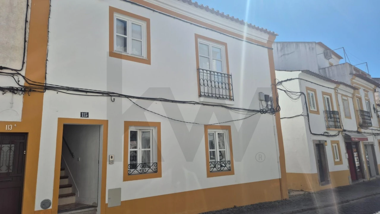 Moradia T2 para Arrendamento em Évora (São Mamede, Sé, São Pedro e Santo Antão) Foto 2
