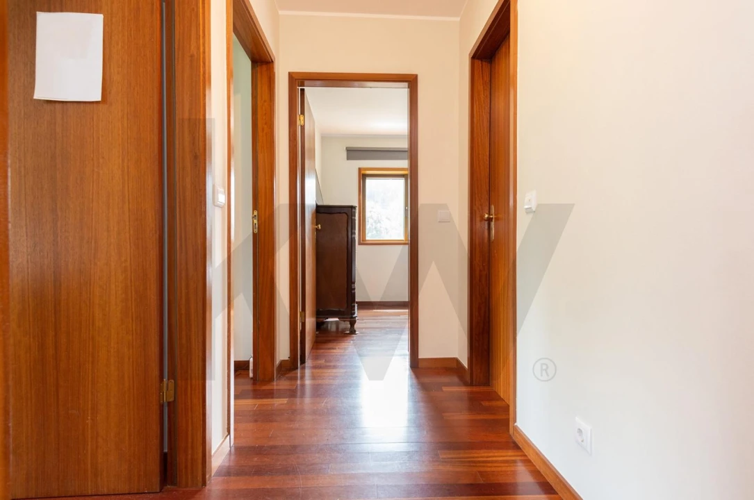 Apartamento T3 para Arrendamento em São Mamede de Infesta e Senhora da Hora Foto 17